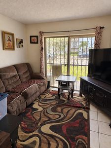 6820 W Flagler St APT 103