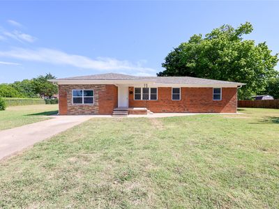 1324 Red Bud Dr
