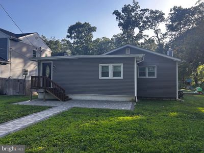 10 Maple Ln