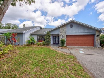 1111 Knollwood Dr