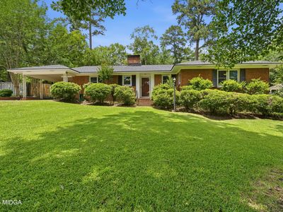 786 Windsor Rd