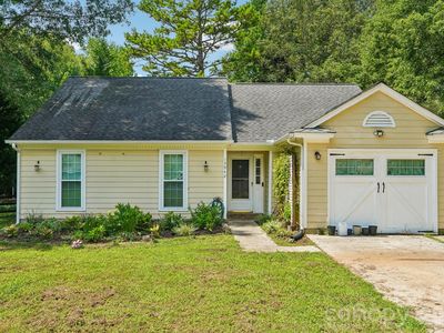 Property at 13942 Dannemara Dr, Pineville, NC