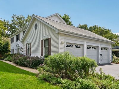 Property at 1898 Kaneville Rd, Geneva, IL