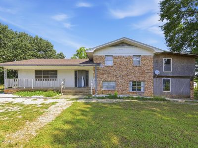 924 Weibert Rd