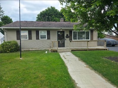 208 Winding Way