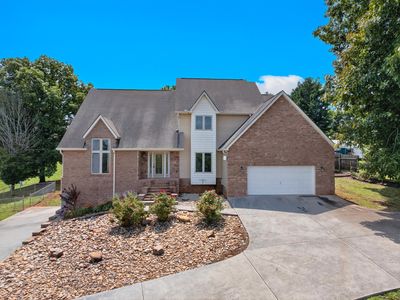 219 Sullivan Point