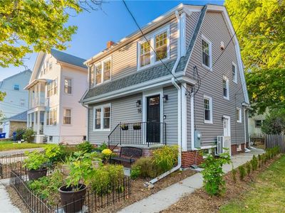 16 Sargent Ave