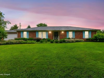 Property at 2009 Fort Harrods Dr, Lexington, KY