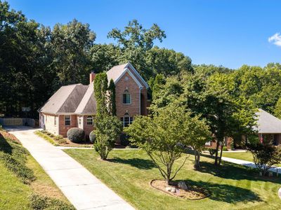 1057 Harbor Crest Dr