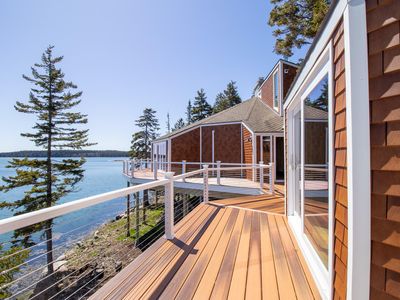 2 Eastern Shores Road