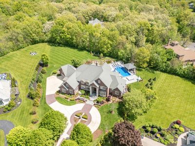 4N881 Old Farm Rd