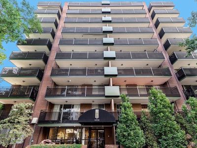 1200 Vine Street #3B