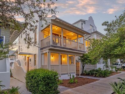 2 N Spanish Town Ln