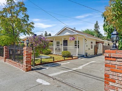 621 Macarthur Ave