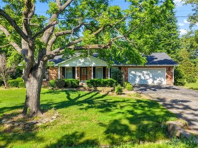 3602 Lucas Rd
