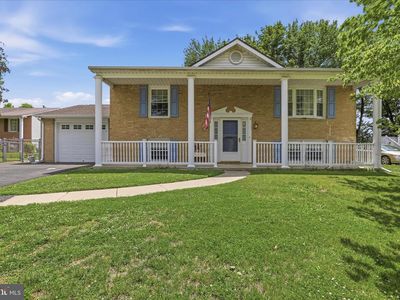 17813 Greentree Ter