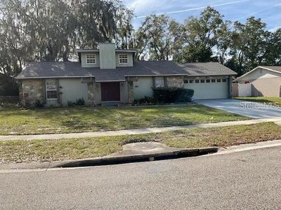 6206 Chinaberry Dr