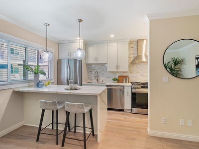9005 Cynthia St APT 215