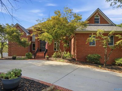 113 Ce Lee Dr