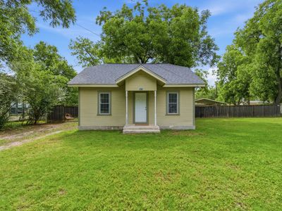 525 S Austin St