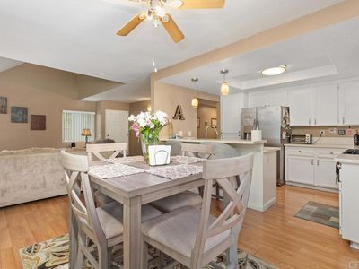 325 N Melrose Dr UNIT A