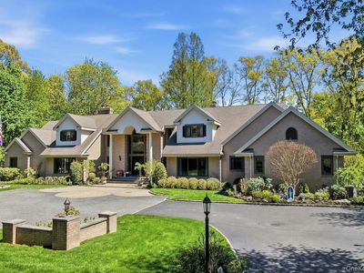 10 Fox Meadow Lane