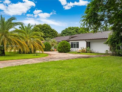 8700 SW 97th Ter