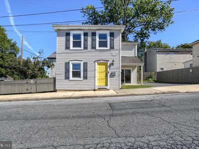 35 N Rosanna St