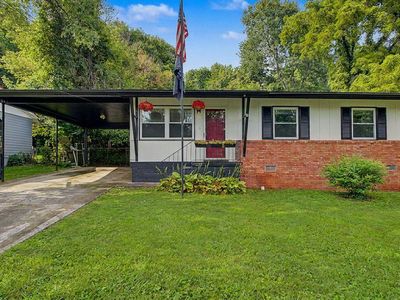 2208 Sylvania Ave