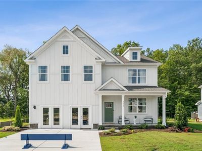 202 Staysail Dr