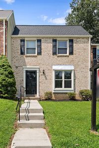 3022 Ellenwood Dr