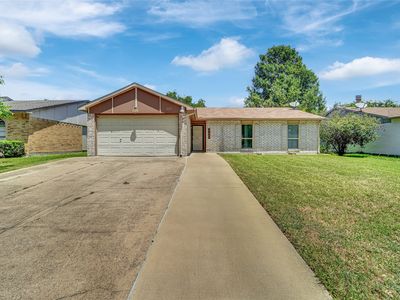 225 Rockcrest Dr