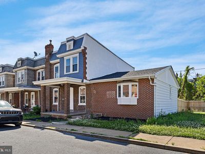 2704 Thompson Pl