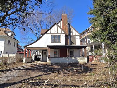 540 Webster Avenue