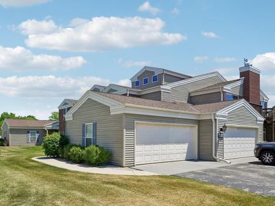 N16W26533 Tall Reeds LANE #H