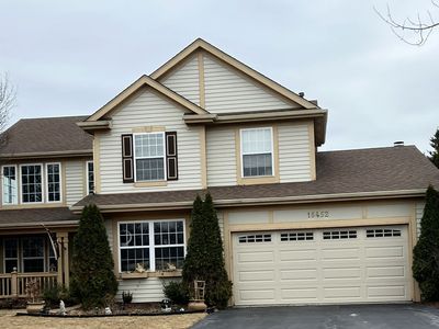 18452 W Springwood Dr