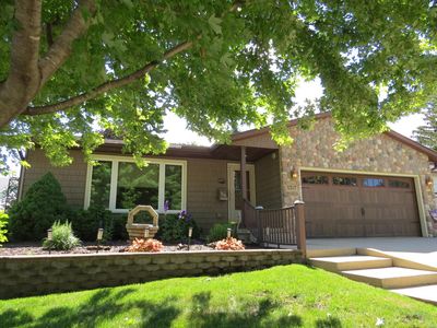 1317 Dakota STREET