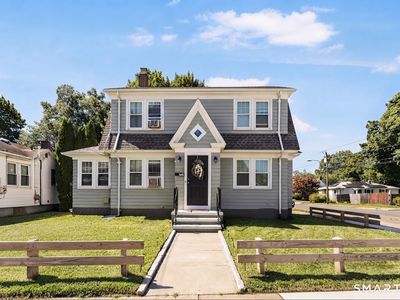 218 Circular Avenue