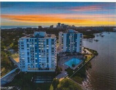 935 N Halifax Ave APT 308