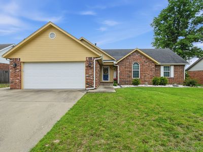 309 Heritage Dr