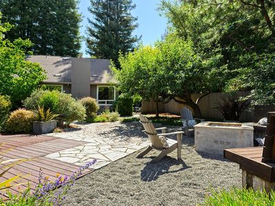 1225 Garden Lane