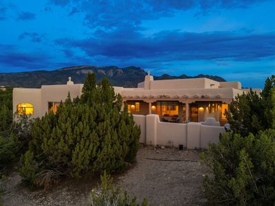 2 White Mesa Trl