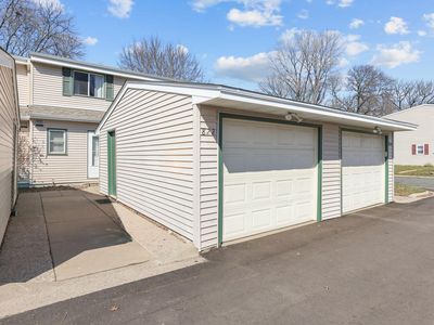 822 Woodgate Dr