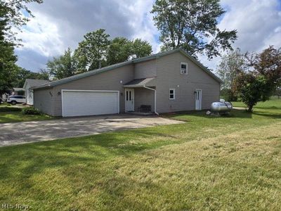 Property at 387 Stable Dr, Lagrange, OH