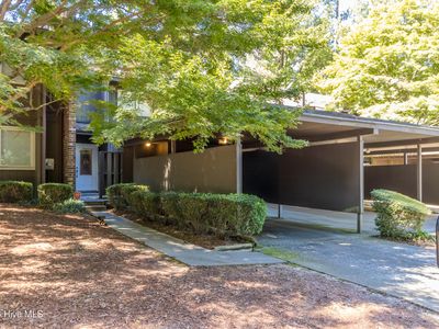 3505 Prestwick Drive
