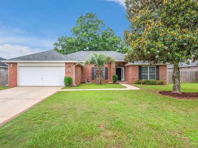 5621 N Brook Dr