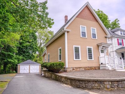 Property at 32 Dale St, Franklin, MA