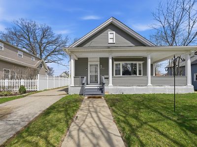 2520 Walnut St