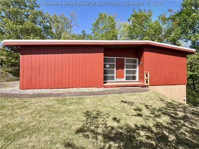 Property at 1534 Summit Dr, Charleston, WV