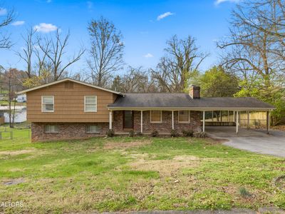 1112 Buckthorn Dr